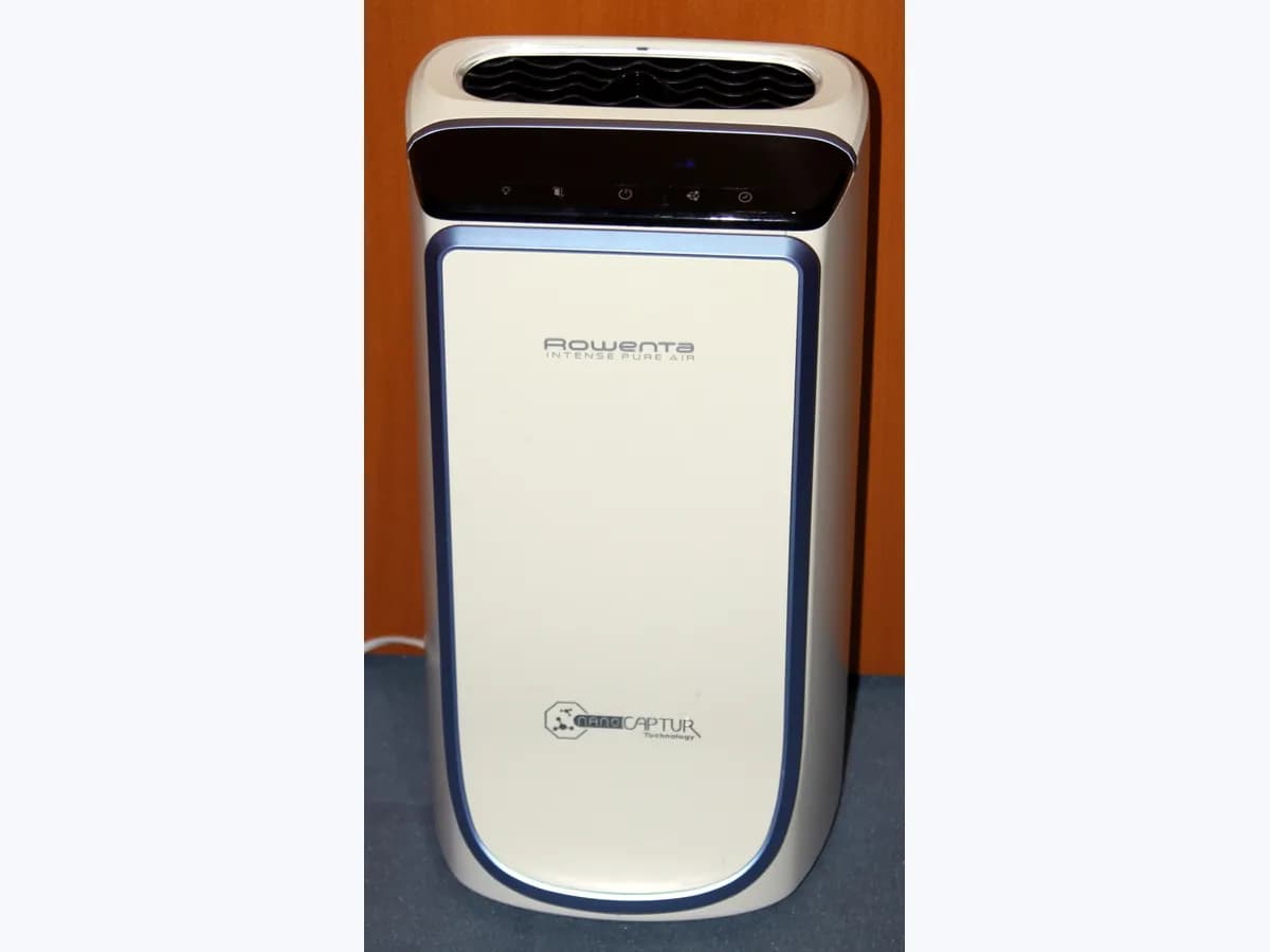Rowenta Intense Pure Air home air purifier with HEPA filter