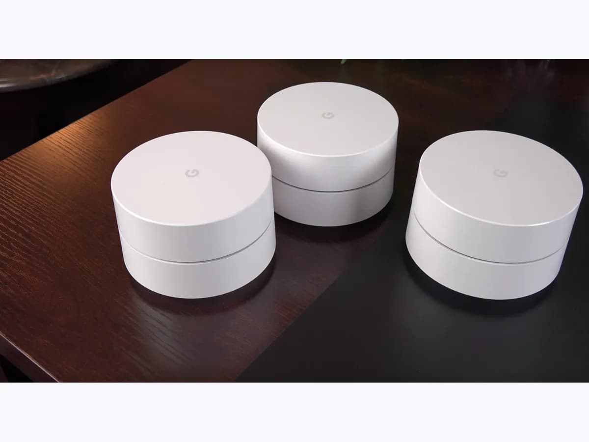 Tres nodos de un sistema wifi mesh