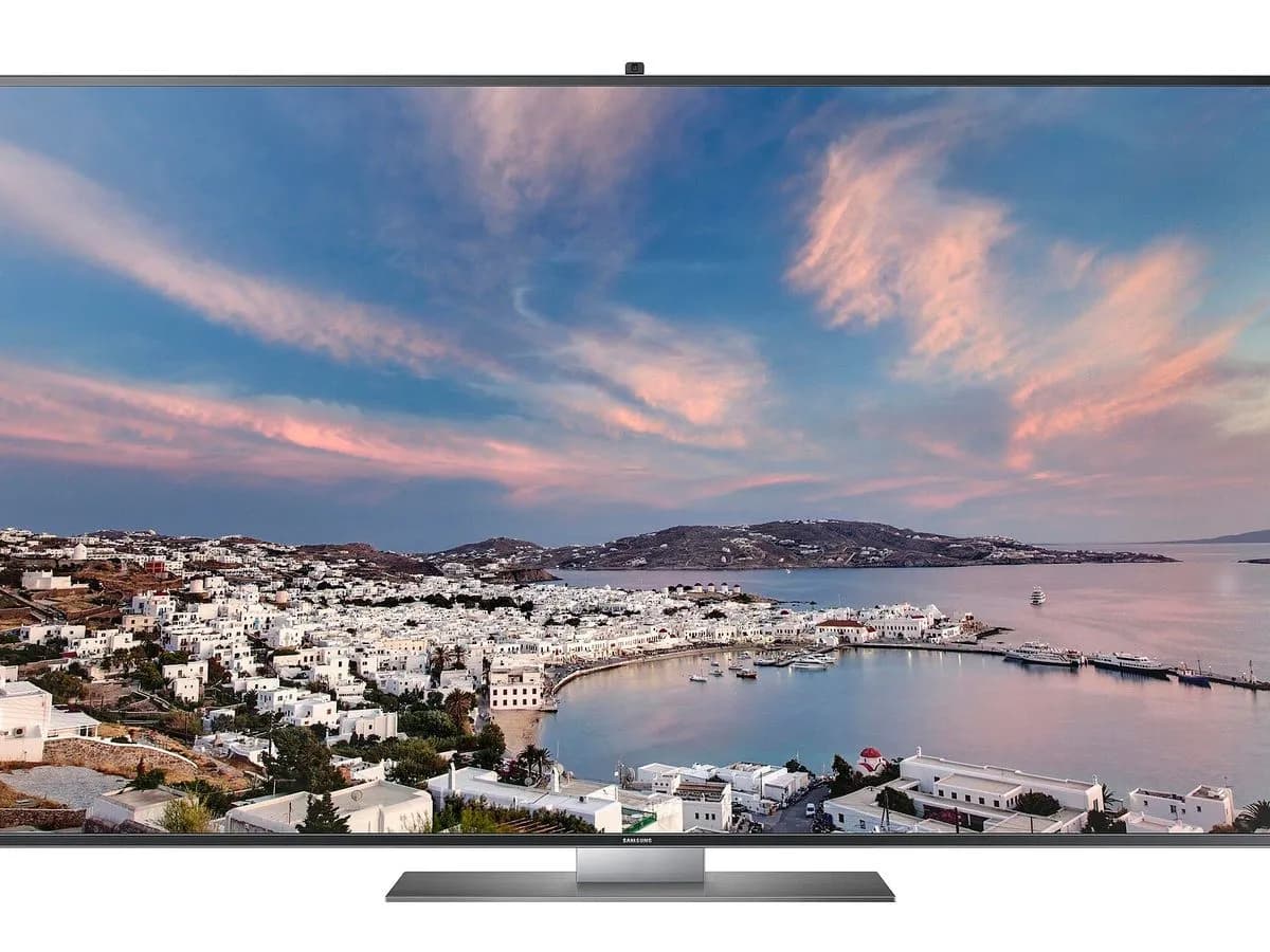Flat-screen smart TV